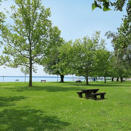 Holiday Home Balatontourist Fuered-1 By Interhome 블로톤퓌레드 외부 사진